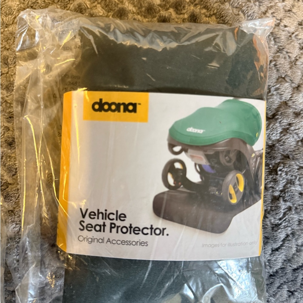 Doona Vehicle Seat Protector - Black